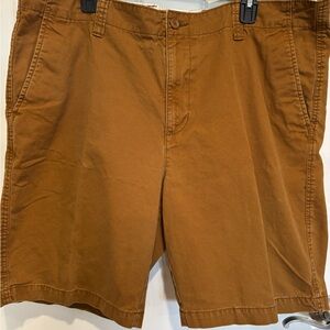 Old Navy Men’s Flat Front Shorts 40 Brown EUC Straight Casual Sporty Cotton